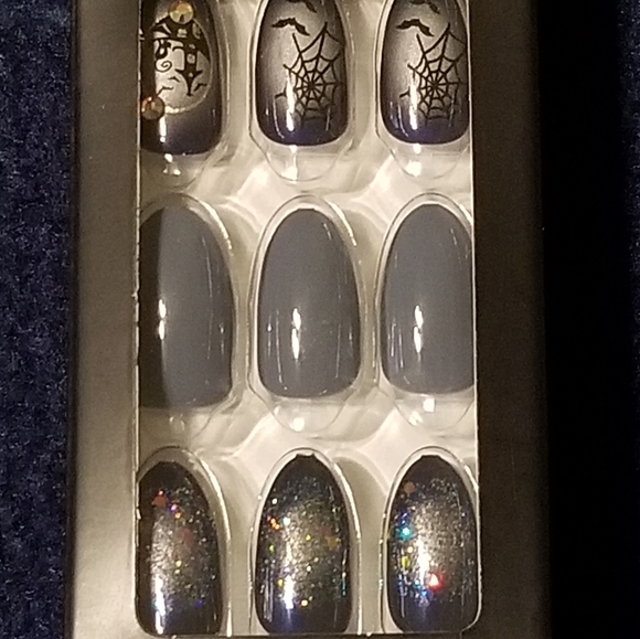 imPRESS Limited Edition Press On Nails - Picture 2 of 6